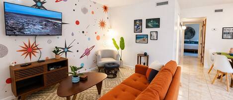 Smart TV, books, music library, stereo
