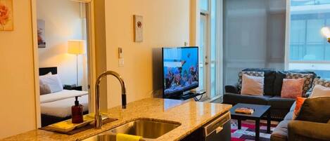 Condo, 1 Bedroom, Patio | Living room