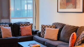Condo, 1 Bedroom, Patio | Living room