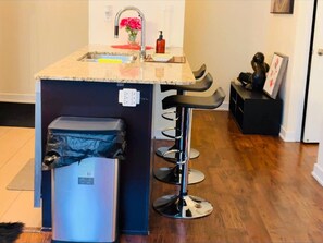 公寓式客房, 1 间卧室, 露台 | 住宿内部