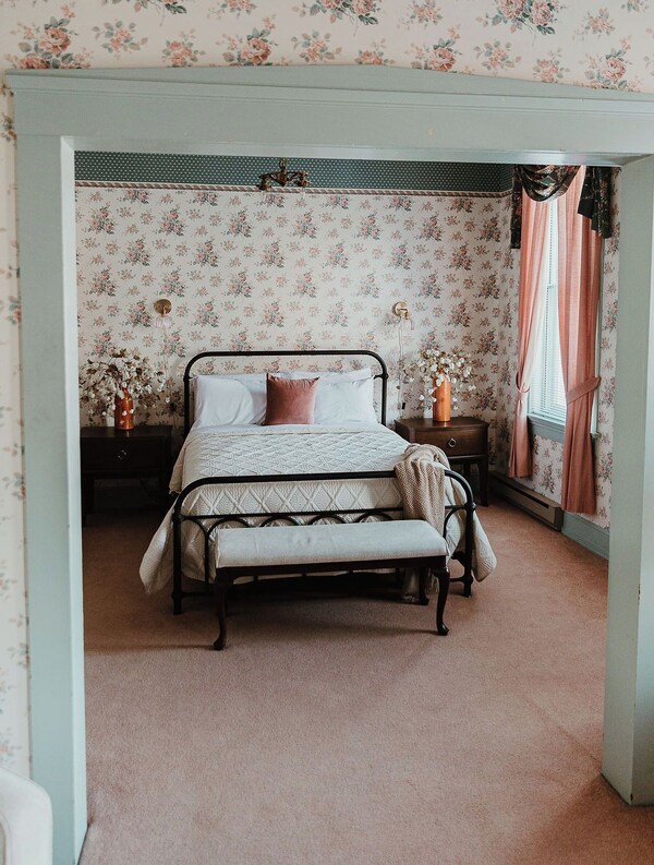 Strassner Suites - Hermann, MO