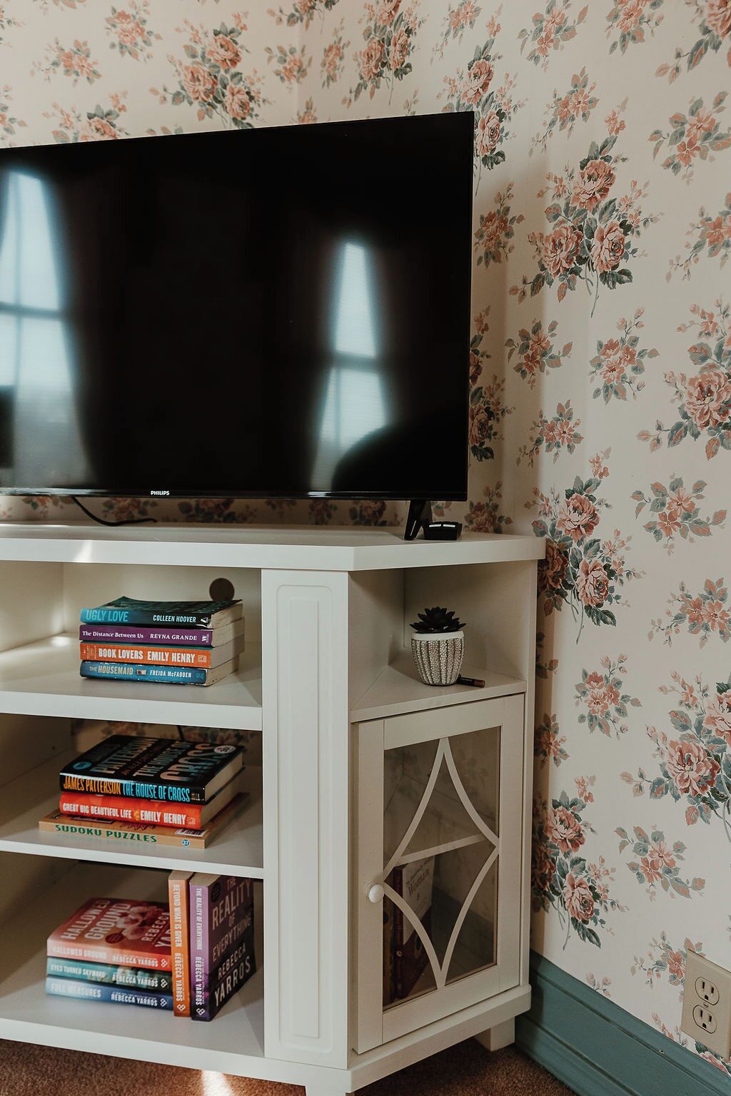 Suite | Interior