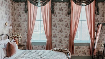 Suite, 1 Queen-Bett | Kostenloses WLAN