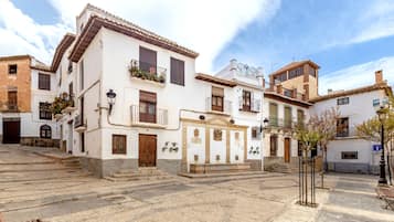 House, City View | Bahagian luar