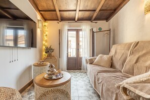 Huis, uitzicht op stad | Woonruimte