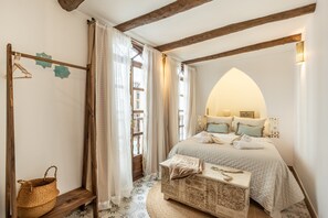 Huis, uitzicht op stad