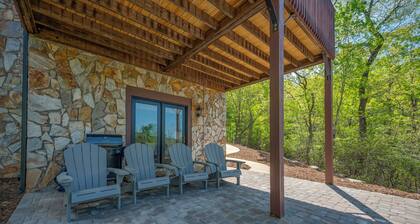 Starling Road Retreat - Cabin with Stunning Views