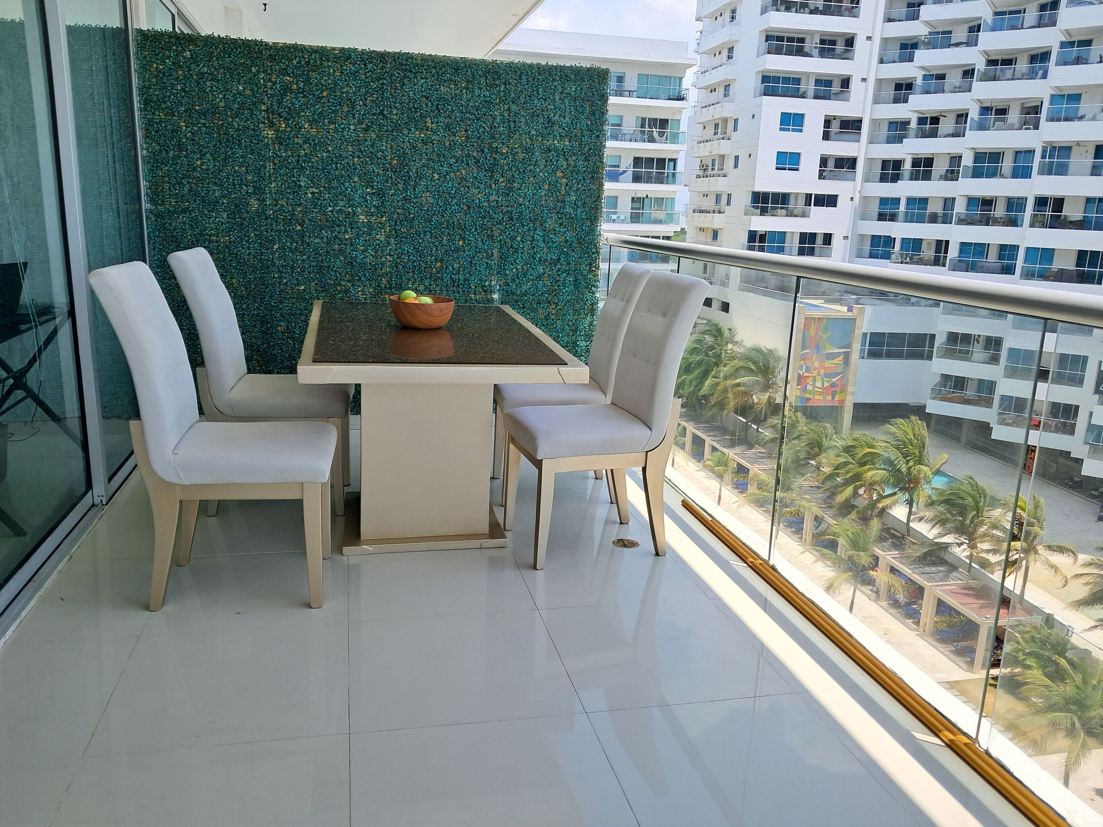 Deluxe Apartment, Balcony, Beach View | Outdoor dining