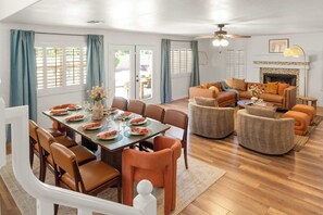 Dining - Desert Daze • A Fun-Filled 5BR Retreat • Sleeps 12 (Mesa)