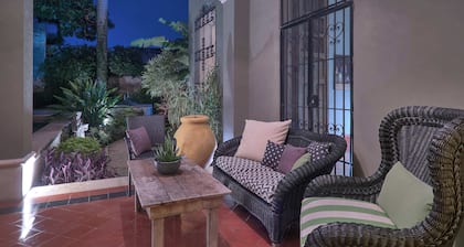 Beautifully renovated 3 bdrm in desirable Santiago with a walk-to-all location.