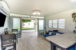 Living area - Peaceful 1-bedroom apartment with AC in beautiful Isabela (Isabela)