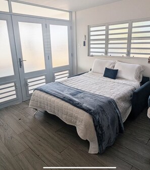 Room - Peaceful 1-bedroom apartment with AC in beautiful Isabela (Isabela)
