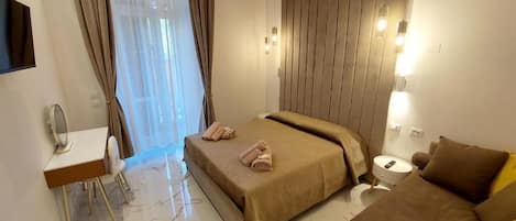 2 bedrooms, WiFi, bed sheets