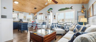 Perfectly located just steps from Avalon Pier