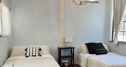 Cozy 1 bedroom with loft cabin in High Springs 7 minutes from Ginnie Springs