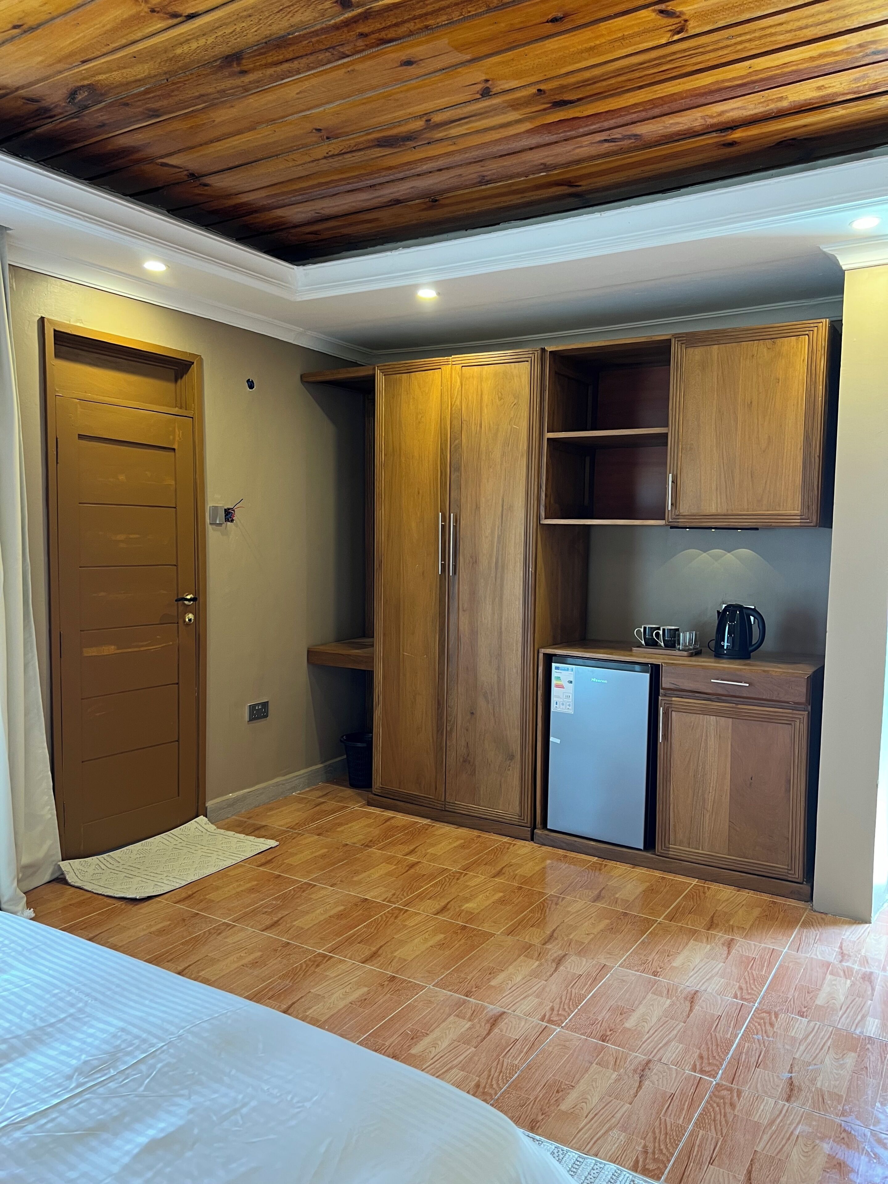 1 dormitorio, tabla de planchar con plancha, wifi