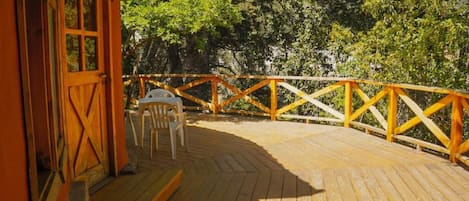 Comfort Cabin | Outdoor dining