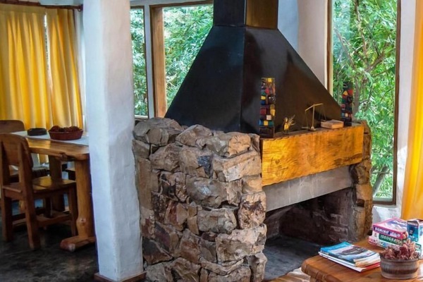 Comfort Cabin | Dining