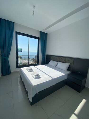 New Apartment Panoramic View Sea Mountain City and Pool 50m from the beach