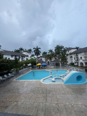 Pool - 2BR Beachfront Penthouse | Steps to Ocho Rios Bay (Ocho Rios)