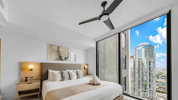 Condo, Balcony, City View