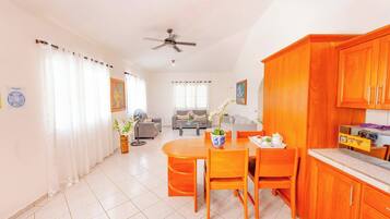 House, 2 Bedrooms, Accessible, Smoking | Dining room