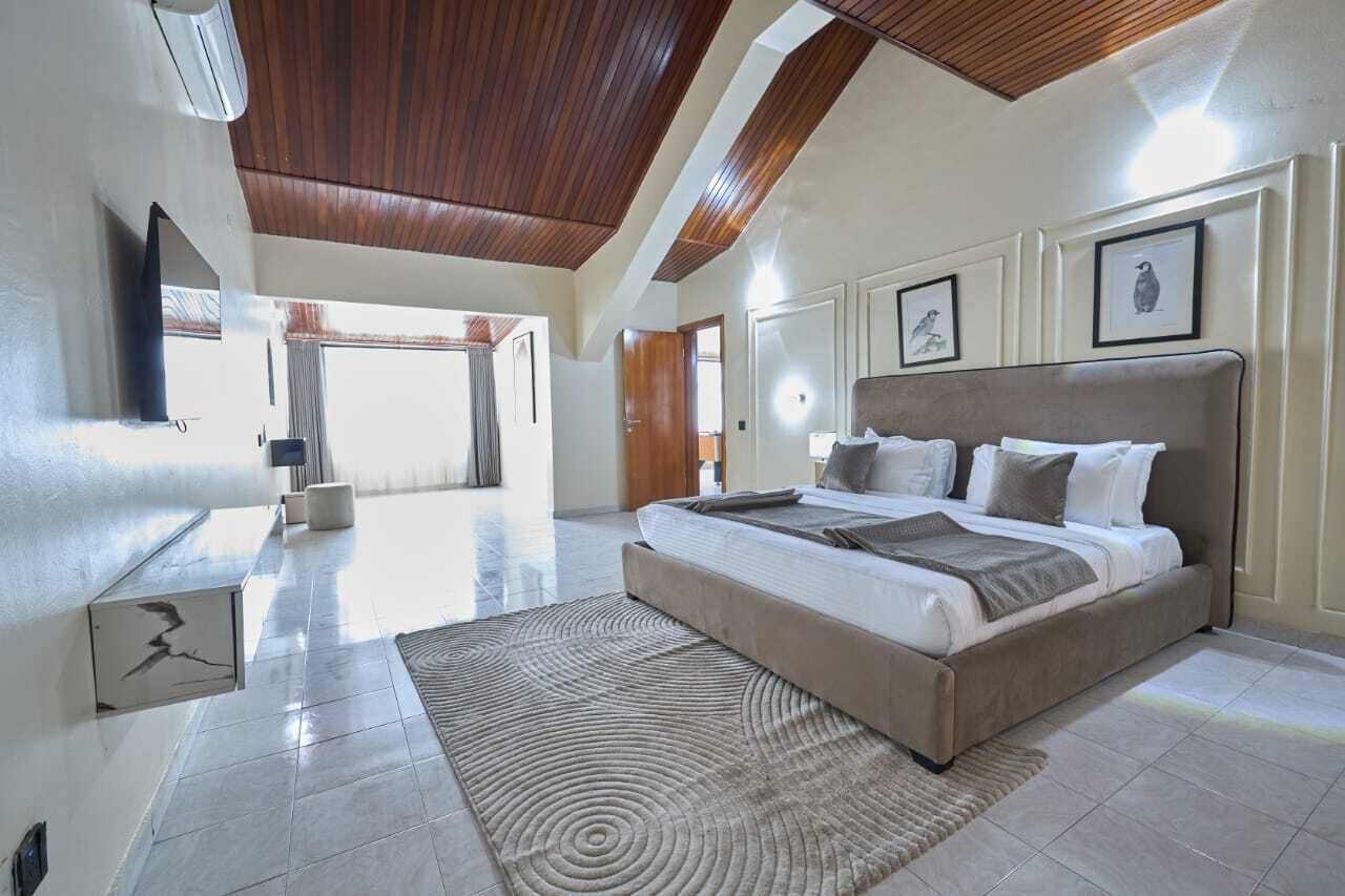 Premium Penthouse, 2 Bedrooms, Balcony, Lagoon View