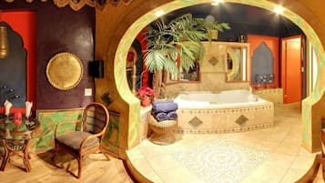 Romantic Studio Suite | Spa | Urutan tisu mendalam, urutan Sweden, urutan pranatal, urutan Thai