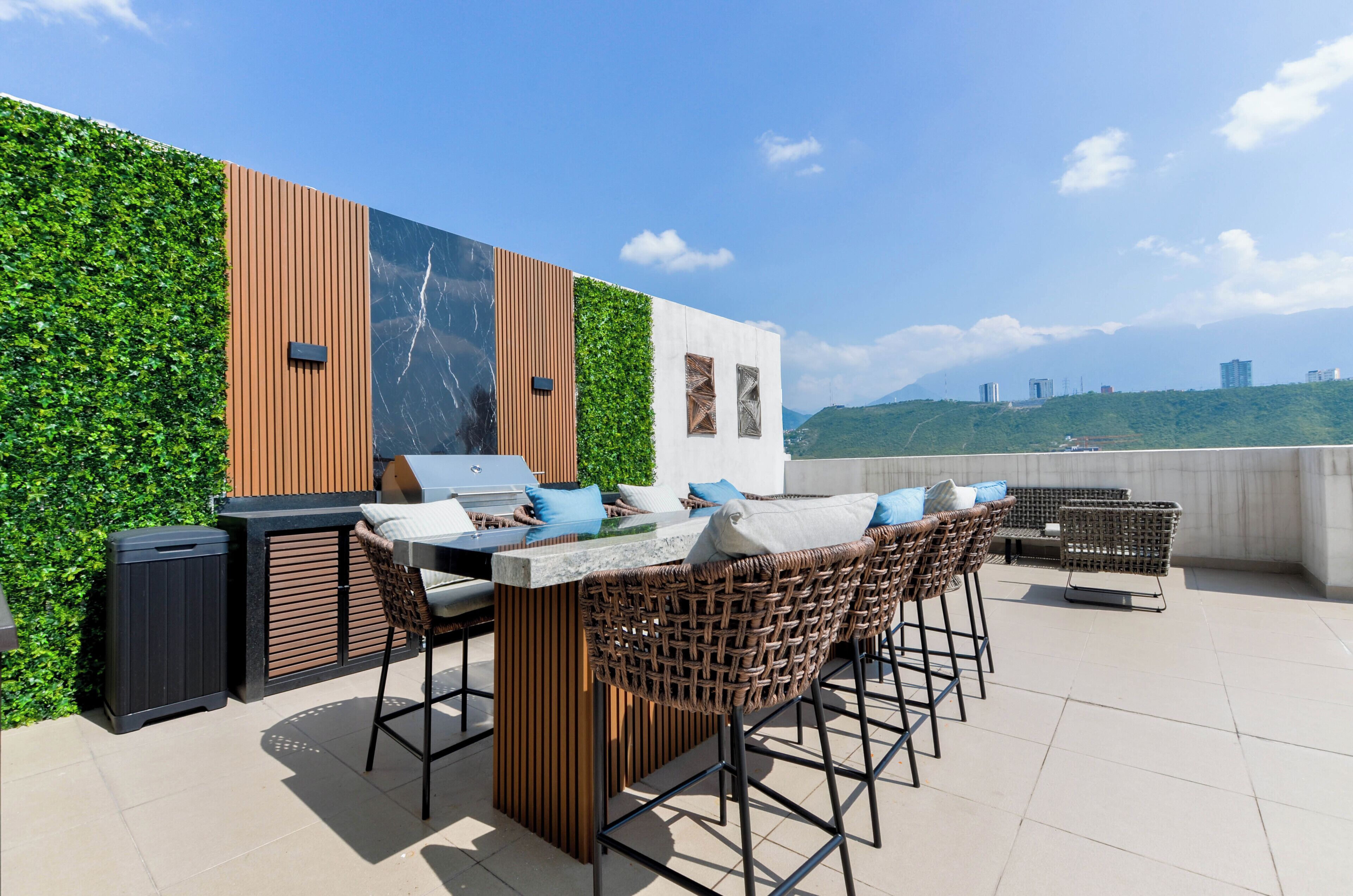 Deluxe-suite - byudsigt | Terrasse/gårdhave