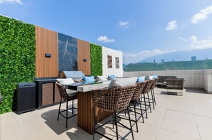 Deluxe-suite - byudsigt | Terrasse/gårdhave