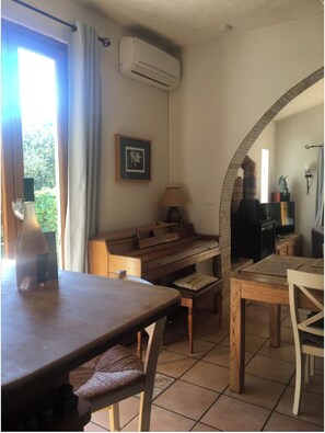 Dining - Vrbo Property (Le Bar-sur-Loup)