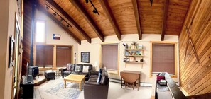 House, 3 Bedrooms | Living room - Sleeps 14, 3 Bedroom Home, Large Private Deck, on (Crested Butte)