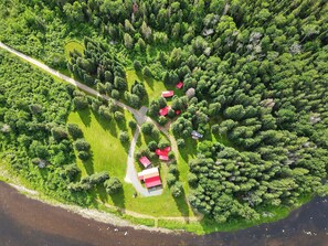 Exterior -  Waterfront Log Cabin for Nature Lovers,moments with family friends, Spa Sleep 8 (Wayerton)