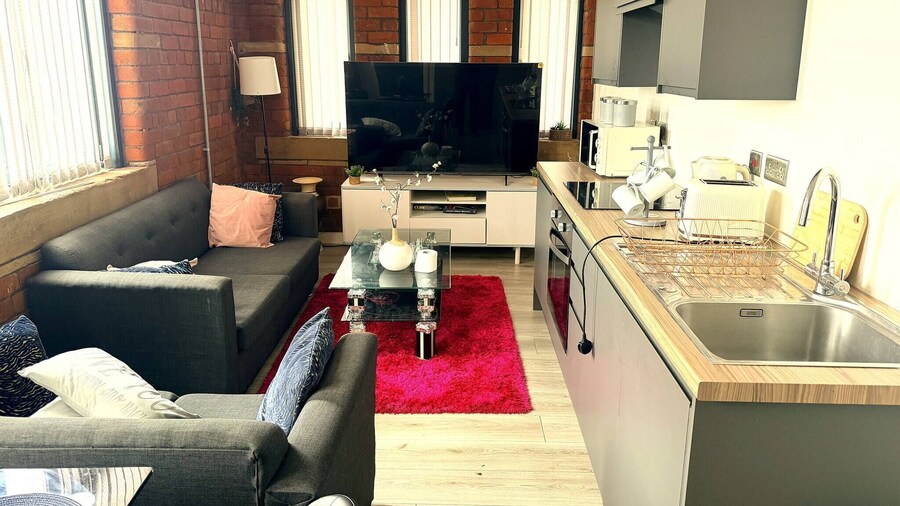 Contractor Friendly 2BR Weekly, Monthly Discount