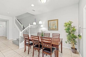 Dining - 5 BD/ 4.5 BA/ Windsor at Westside (2015 MD) (Kissimmee)