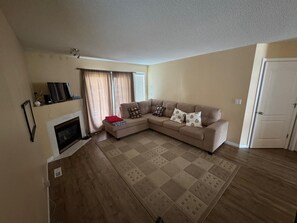 Living area - Cozy 2 Bedroom Suite Near Sylvan lake (Sylvan Lake)