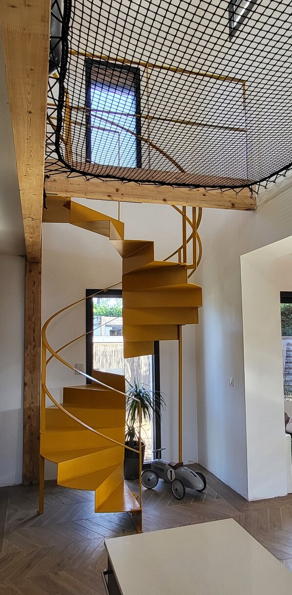 Interior - Vrbo Property (Le Teich)