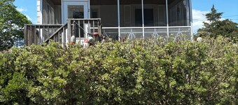 3BR-Wachapreague seaside village rental is ideal for relaxation and adventure.