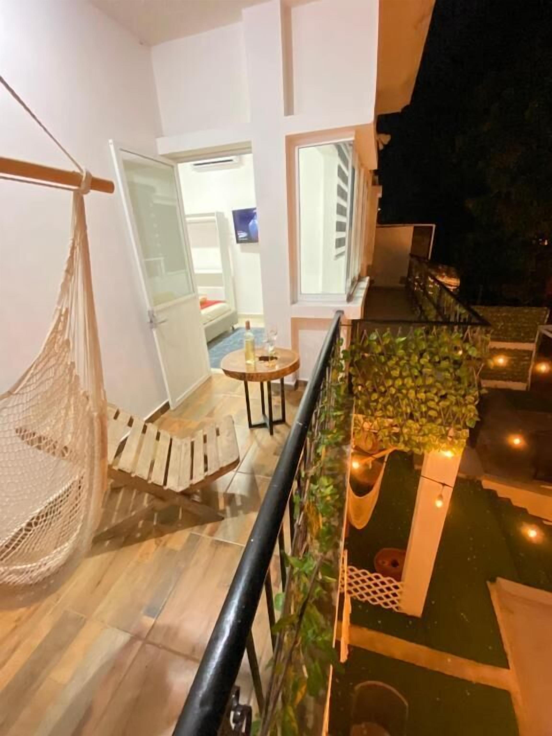 Suite ejecutiva, baño privado, vista al jardín | Áreas de la propiedad