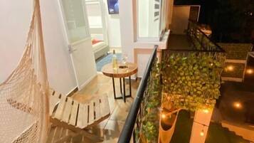 Suite ejecutiva, baño privado, vista al jardín | Áreas de la propiedad