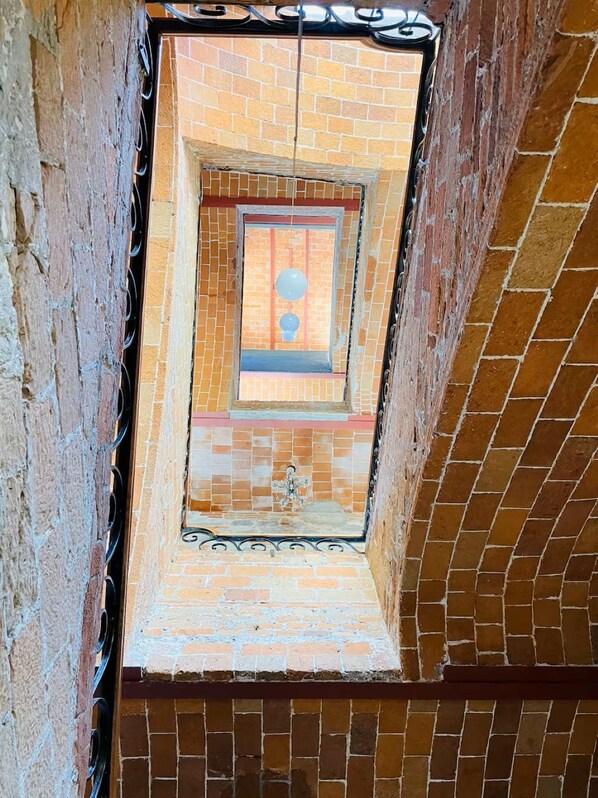 Interior - Loft histórico con balcón y terraza común #110 (Heroica Puebla de Zaragoza)