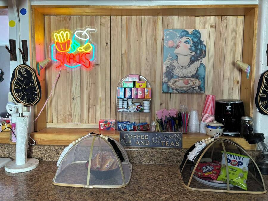 Basic House | Interior