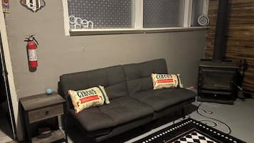 Basic House | Interior