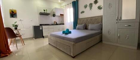 1 bedroom, iron/ironing board, WiFi, bed sheets