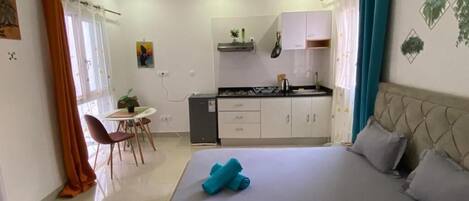 1 bedroom, iron/ironing board, WiFi, bed sheets