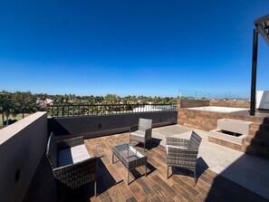Terrace/patio - Room for 4  Rooftop Pool  Balcony (Mazatlán)
