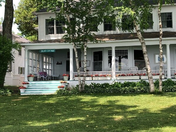 Exterior - Historic Family Cottage on Lake Michigan in magical Harbor Springs, 11-BR (Harbor Springs)