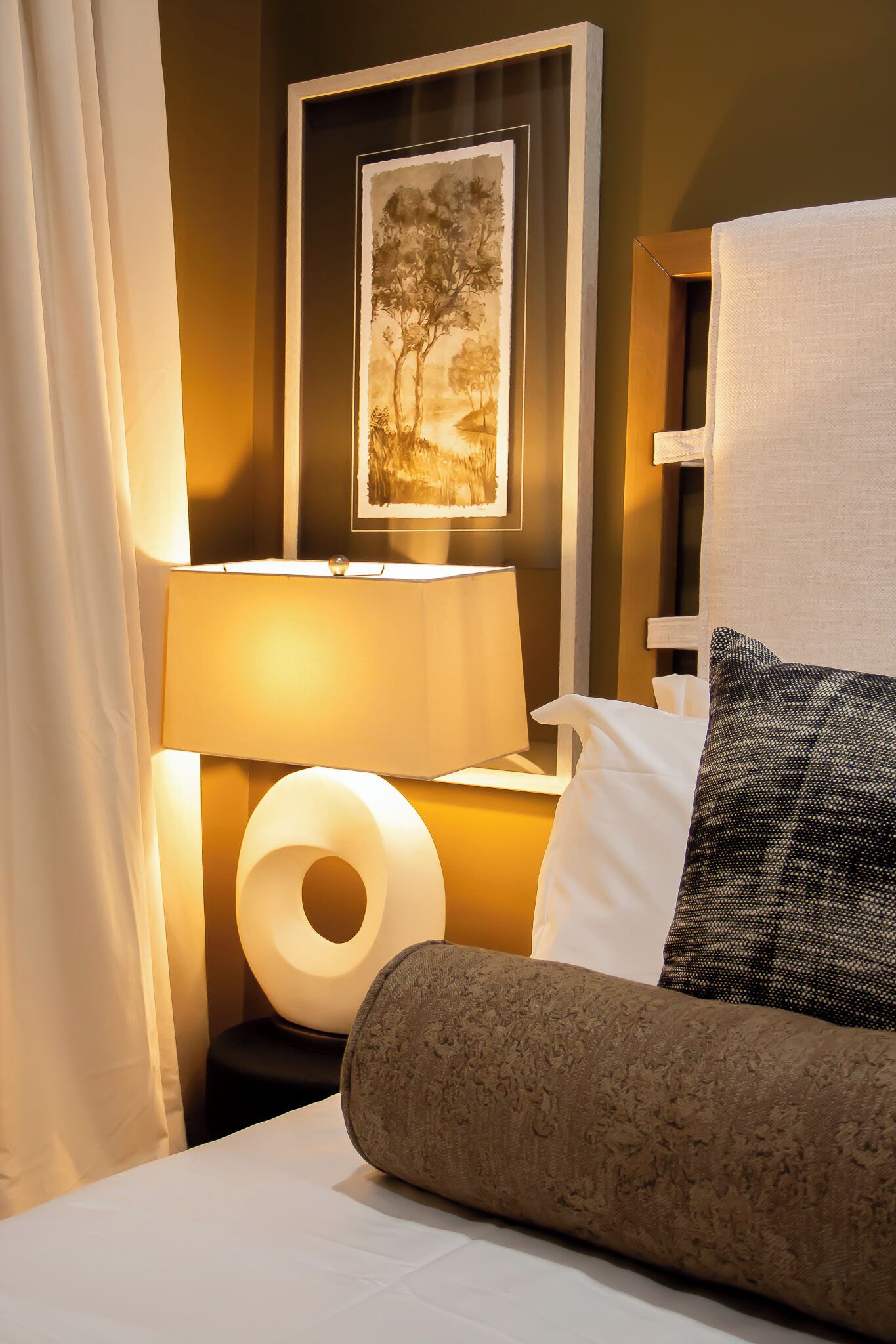 5 habitaciones, tabla de planchar con plancha y wifi gratis 