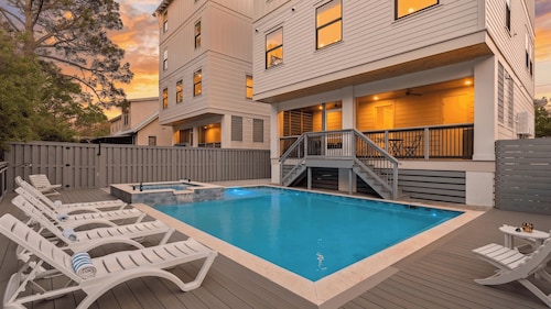 Graytness by Avantstay Sleeps 32 Private Pool + Spa Golf Carts + Bikes Near Beach + Seaside