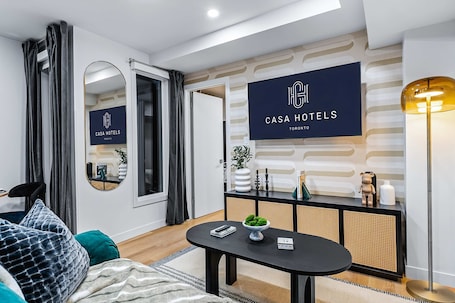 The Mccaul Basement Stay Near Chinatown